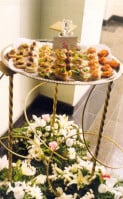 Lobelisque Canapes food