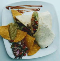 Lucho"s Burger Fast Food food