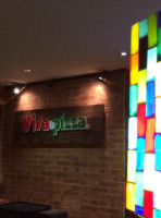 Viva La Pizza inside