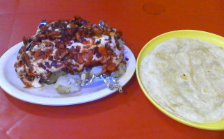 Taquería Condoy food