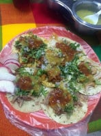 Tacos El Vale food