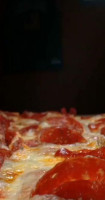 D'momys Pizza food