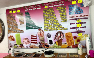 Paleteria Y Neveria La Michoacana food