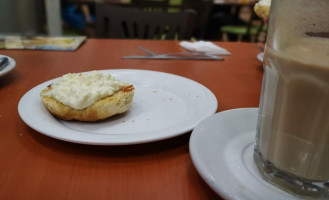 Bisquets Obregón food