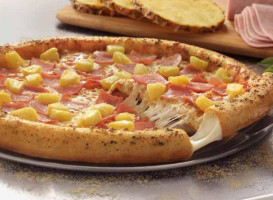 Marcos Pizza food