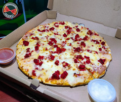 Nonowana Pizzas food