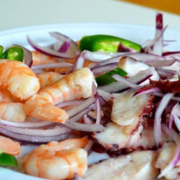 Y Mariscos La Libélula food