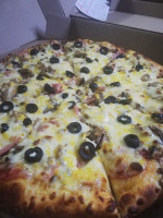 Tenchos Pizza food