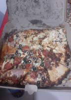 Pizzas Yuni food