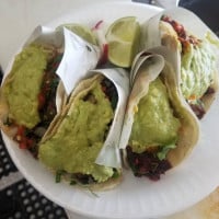 Tacos El Amigazo food