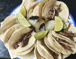 Taqueria Al Carbon food