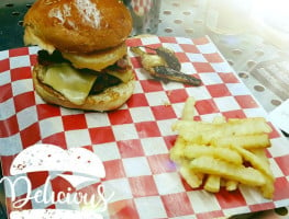 Al Punto Burger Pepitos food