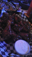 Indy's Wing And Beer food