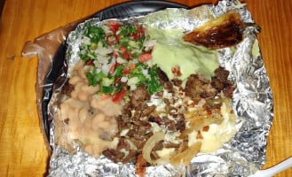 Taquería Los Del Perro Estilo Sinaloa food