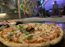 Roots Pizzas A La Leña Isla Holbox food