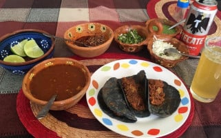 Birrieria El Mariachi food