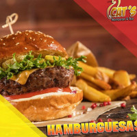 Cats Restaurante Y Bar food