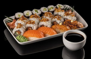 Mr. Miyagi Sushi Tampico food