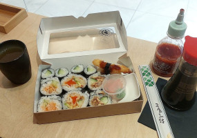 Mr. Miyagi Sushi Tampico food