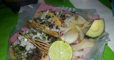 Taqueria Vargas food