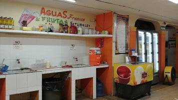 Cafetería Y El Economico food