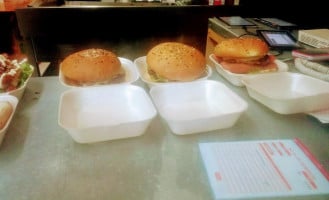 Hamburguesas Sedeño outside