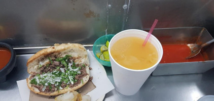 Chabelín Taquería food