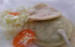 Gorditas Y Tacos De Harina El Jaibo food