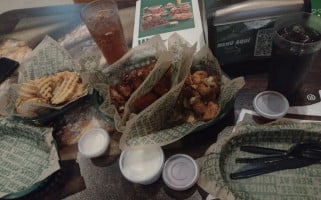 Wingstop Hidalgo Tampico food