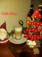 Cafe Diez food