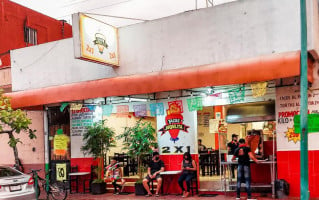 Taqueria Juquilita food