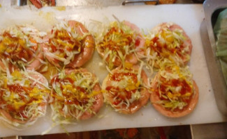 Tortas ,hamburguesas Y Hot Dogs Chekos food