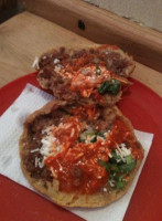 Gorditas Villamelon food