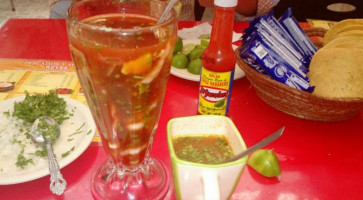 Mariscos El Paisano food