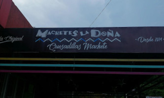 Quesadillas​ Machetes La Doña food