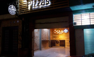 The Gordu's Pizza's San Luis outside