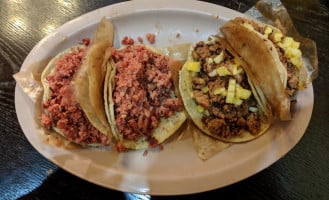 Tacos La Casita food