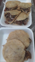 Las Gorditas De Laureles food