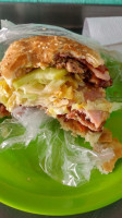 Hamburguesas El Carrito food