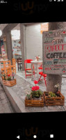 Street Coffee Huixcolotla inside