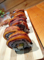 Volei Roll Sushi food