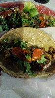 Tacos De Tripas El Bigo's food