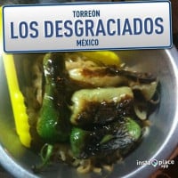 Los Desgraciados food