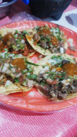 Taqueria Los Primos food