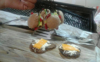 Hamburguesas Jualinda food