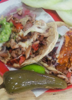 Taquería El Chino food