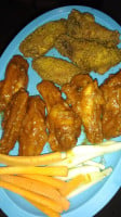 Family Wings food