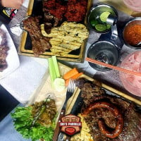 Gio's Parrilla food