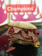 Champions Tortas food