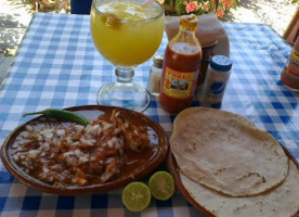 Birriería Yahualica food